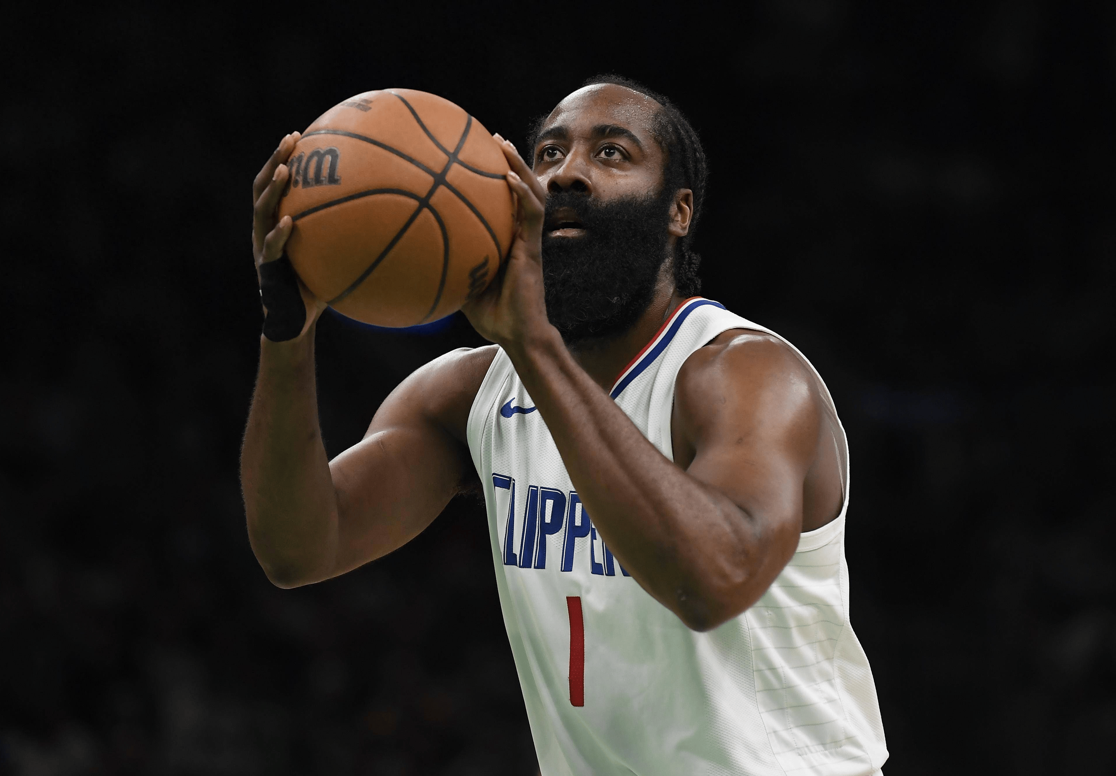 快船不敌灰狼，伦纳德27分全队得分王