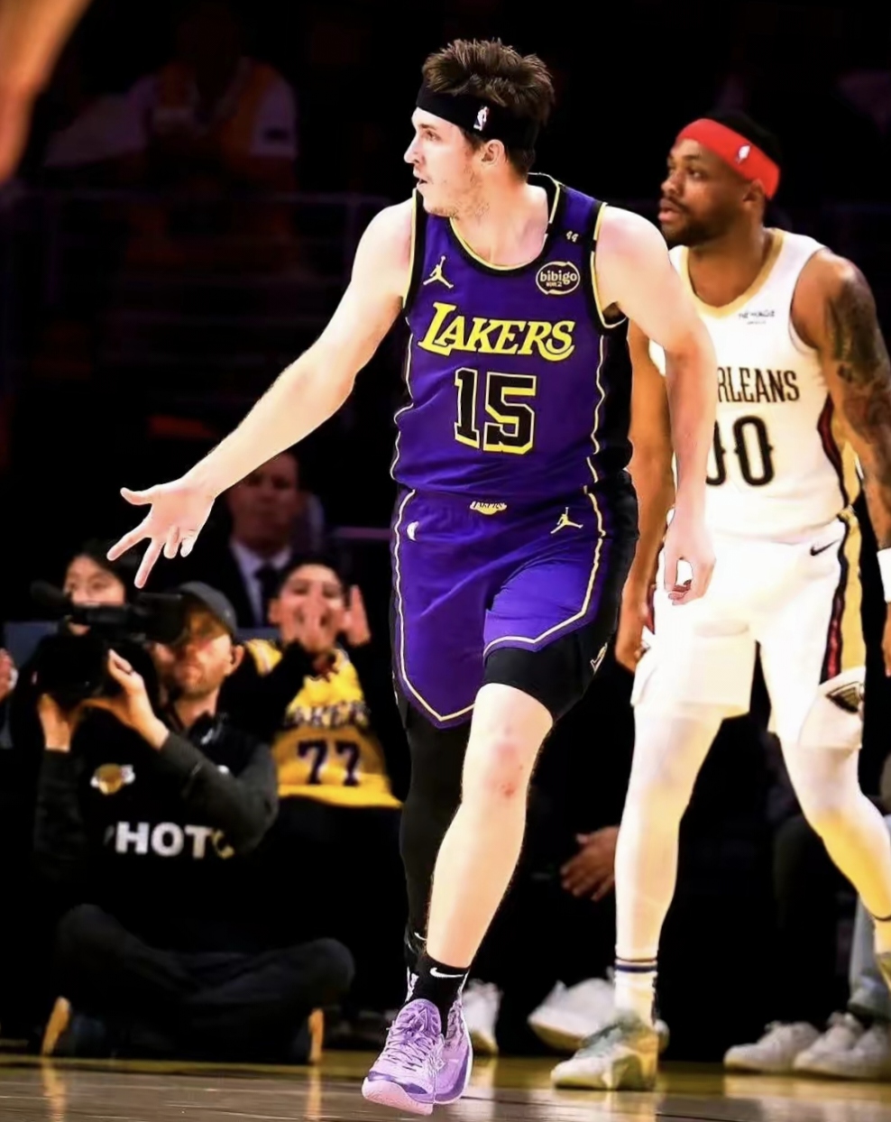 安东尼·戴维斯领航鹈鹕队，连胜势头不停