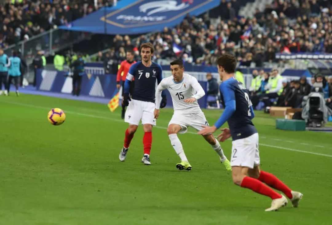 乌拉圭绝杀英格兰，门迪统治全场的简单介绍